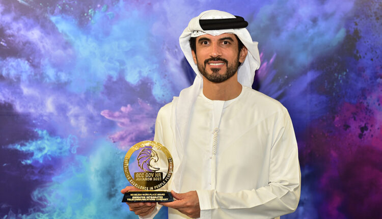 du Wins “Seamless Workplace Award” At GCC GOV HR Awards 2021