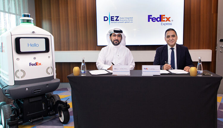 FedEx Launches First International Trial Of Roxo™, The FedEx SameDay Bot®, In Collaboration With RTA And DIEZ