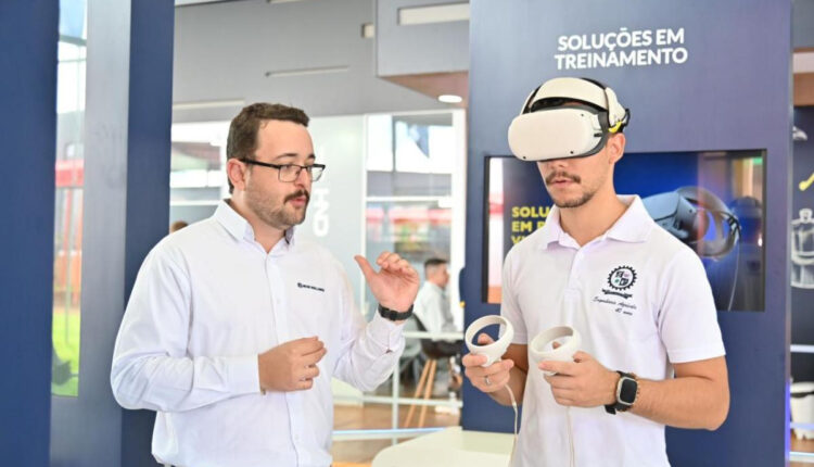 CNH Brand Launches Virtual Reality And Metaverse Training At Coopavel Rural Show